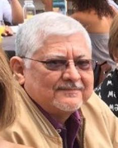 This mouseover image of Luis F Molina was taken on 08-25-2005 by his youngest son -then 12-yr.