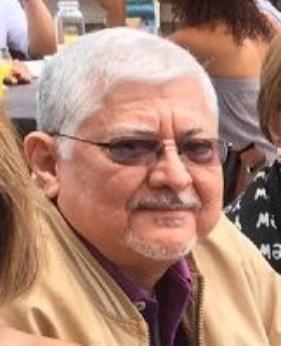 Esta foto mouseover de Luis Felipe Molina fue tomada en 08-25-2005 por su hijo menor -entonces de 12 a�os de edad.
